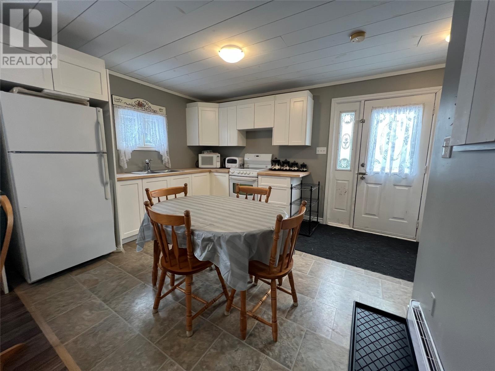 2 Sunset Drive, Bonne Bay Big Pond, Newfoundland & Labrador  A8A 2K5 - Photo 11 - 1287265