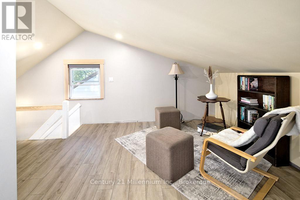 66 Ninth Street, Collingwood, Ontario  L9Y 2G2 - Photo 21 - S12346230