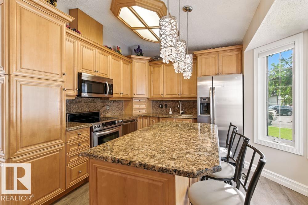 19020 86 Av Nw Nw, Edmonton, Alberta  T5T 1Y4 - Photo 7 - E4453035