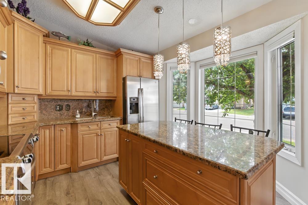 19020 86 Av Nw Nw, Edmonton, Alberta  T5T 1Y4 - Photo 6 - E4453035