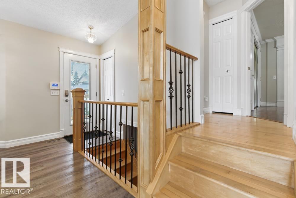 19020 86 Av Nw Nw, Edmonton, Alberta  T5T 1Y4 - Photo 5 - E4453035