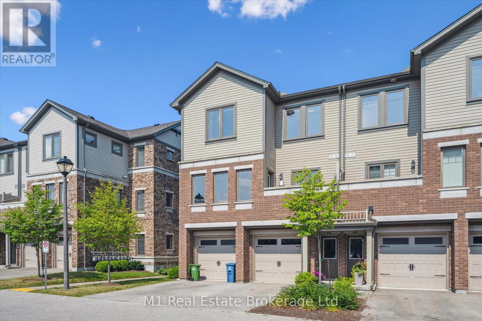 Property at 22 - 39 KAY CRESCENT image 3