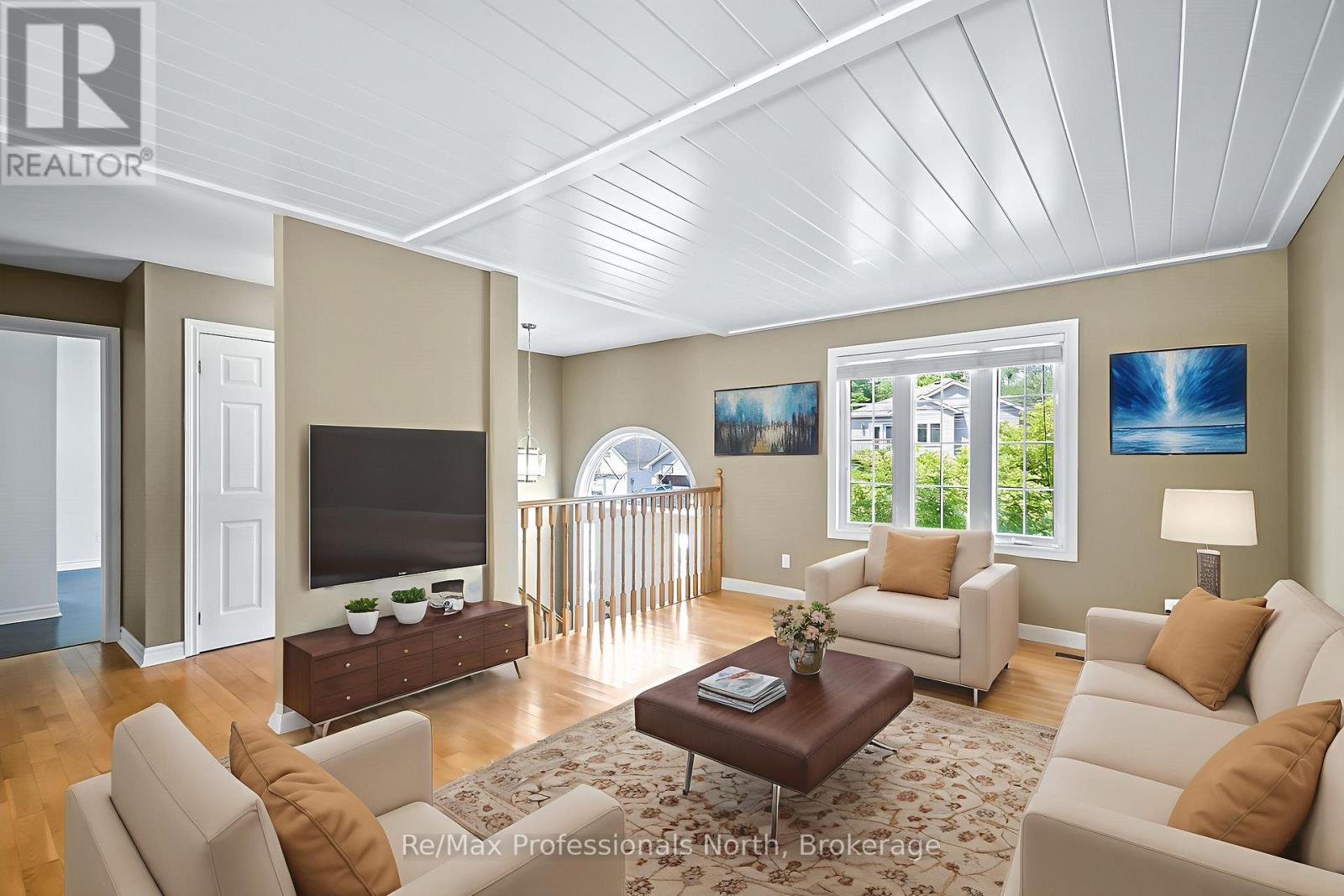 Property at 635 WAGNER STREET image 3