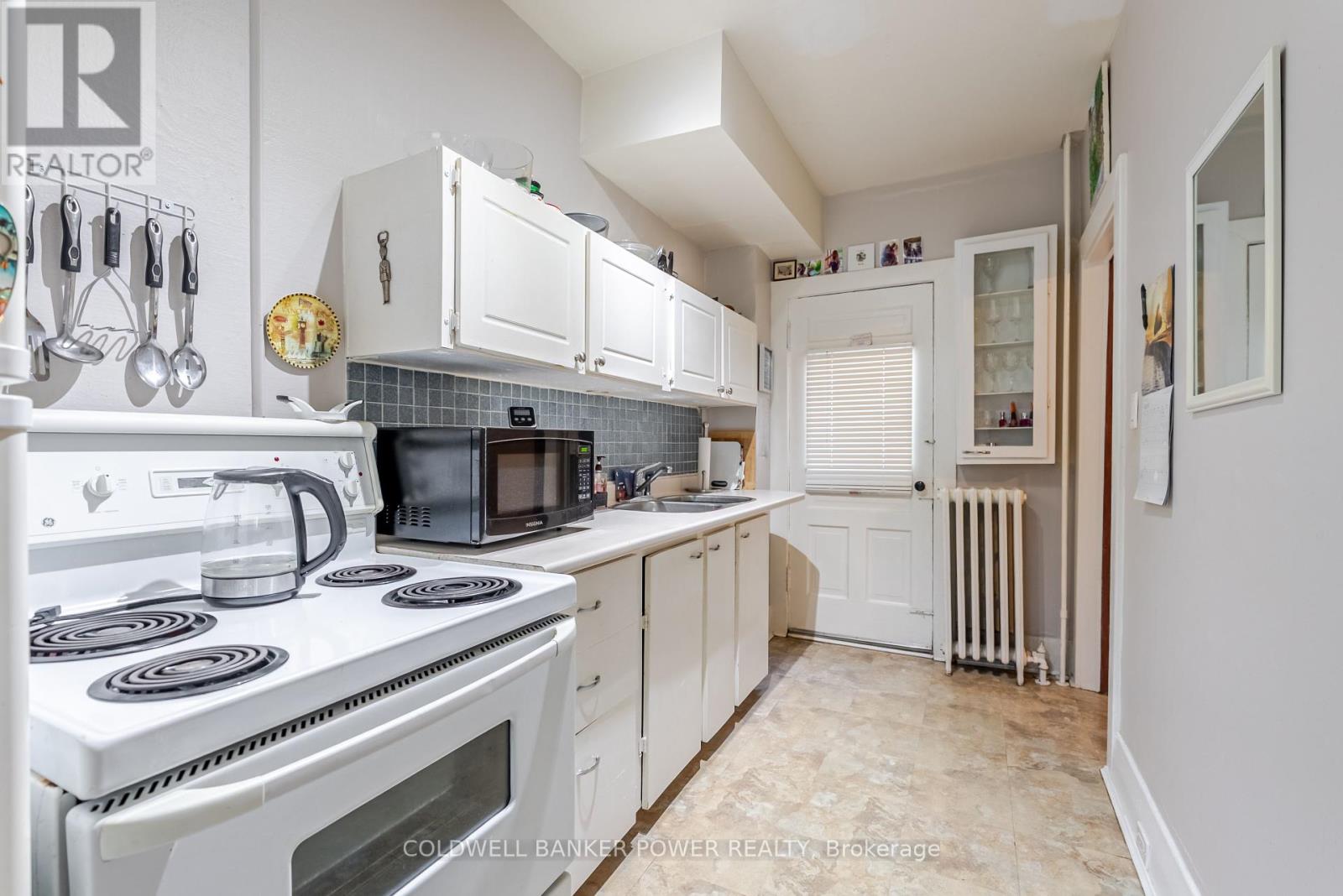 38 Linwood Street, London East (East C), Ontario  N5Y 1W2 - Photo 10 - X12346300