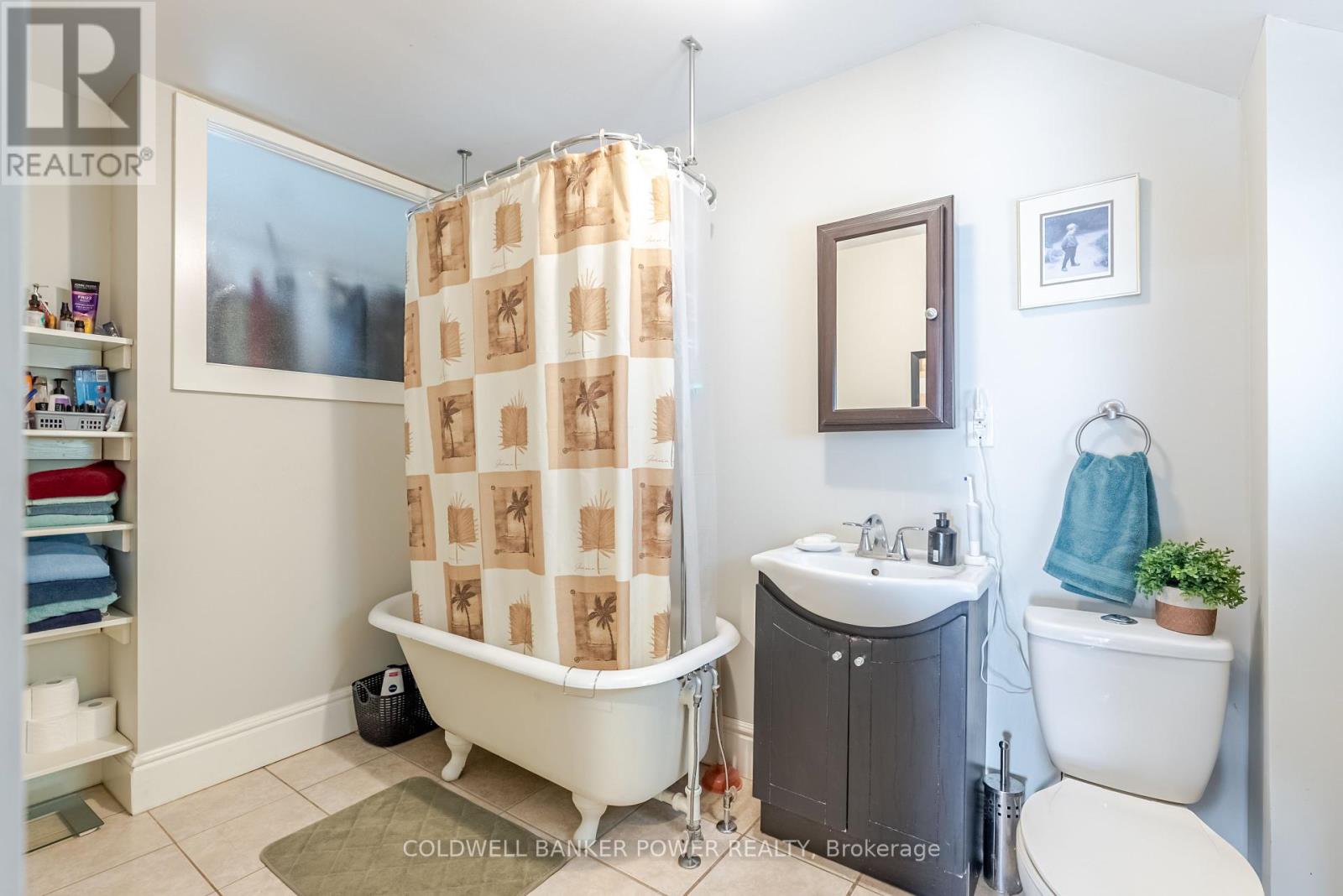 38 Linwood Street, London East (East C), Ontario  N5Y 1W2 - Photo 13 - X12346300