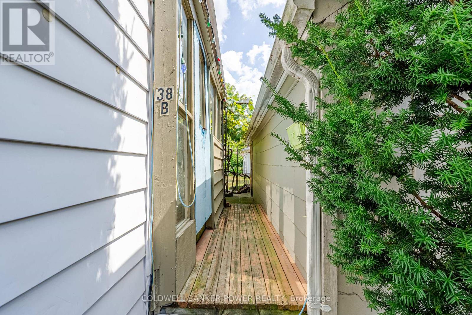 38 Linwood Street, London East (East C), Ontario  N5Y 1W2 - Photo 14 - X12346300