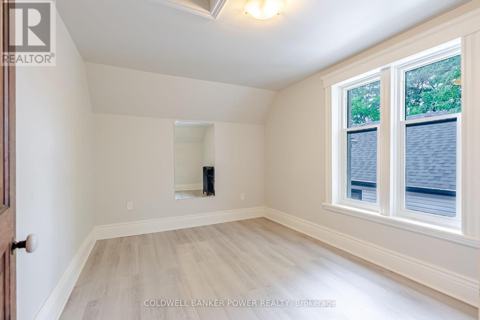 38 Linwood Street, London East (East C), Ontario  N5Y 1W2 - Photo 27 - X12346300