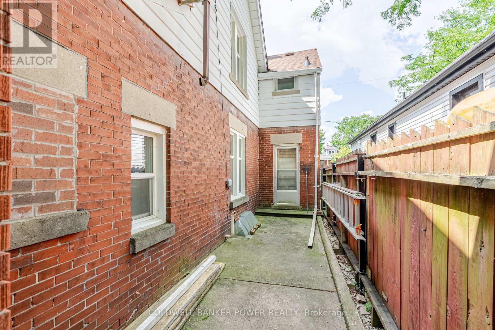 38 Linwood Street, London East (East C), Ontario  N5Y 1W2 - Photo 41 - X12346300