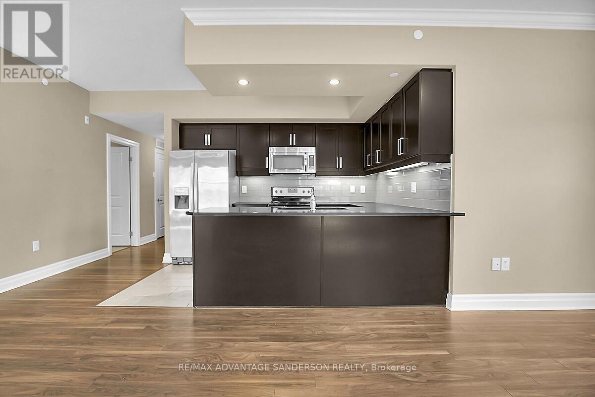 304 - 89 Ridout Street S, London South, Ontario  N6C 3X2 - Photo 9 - X12346319
