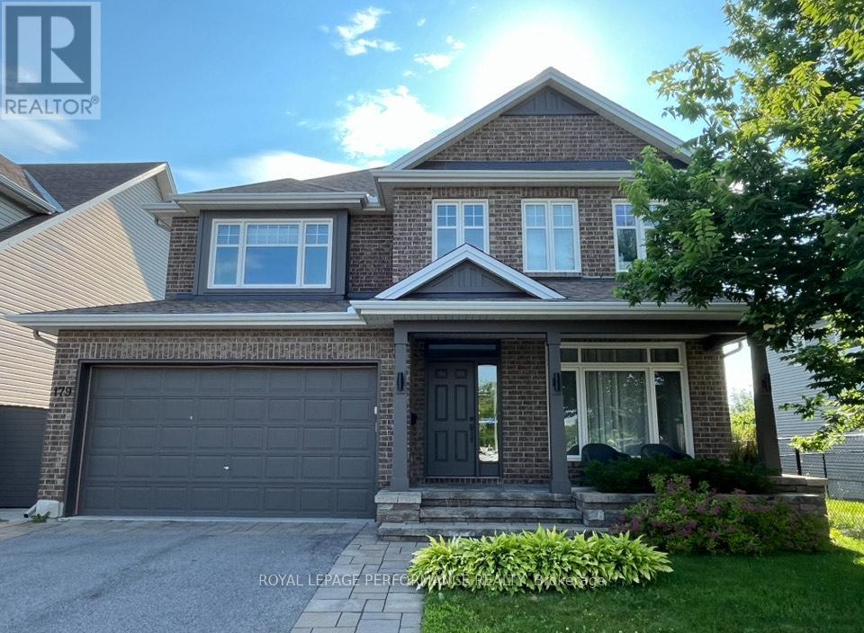 Property at 179 GRACEWOOD CRESCENT image 1