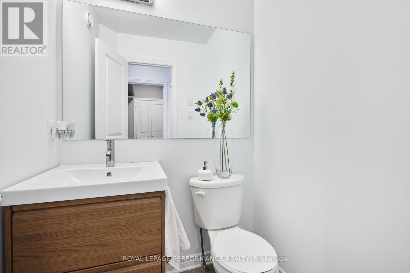 179 Gracewood Crescent, Ottawa, Ontario  K1T 0J3 - Photo 22 - X12346296
