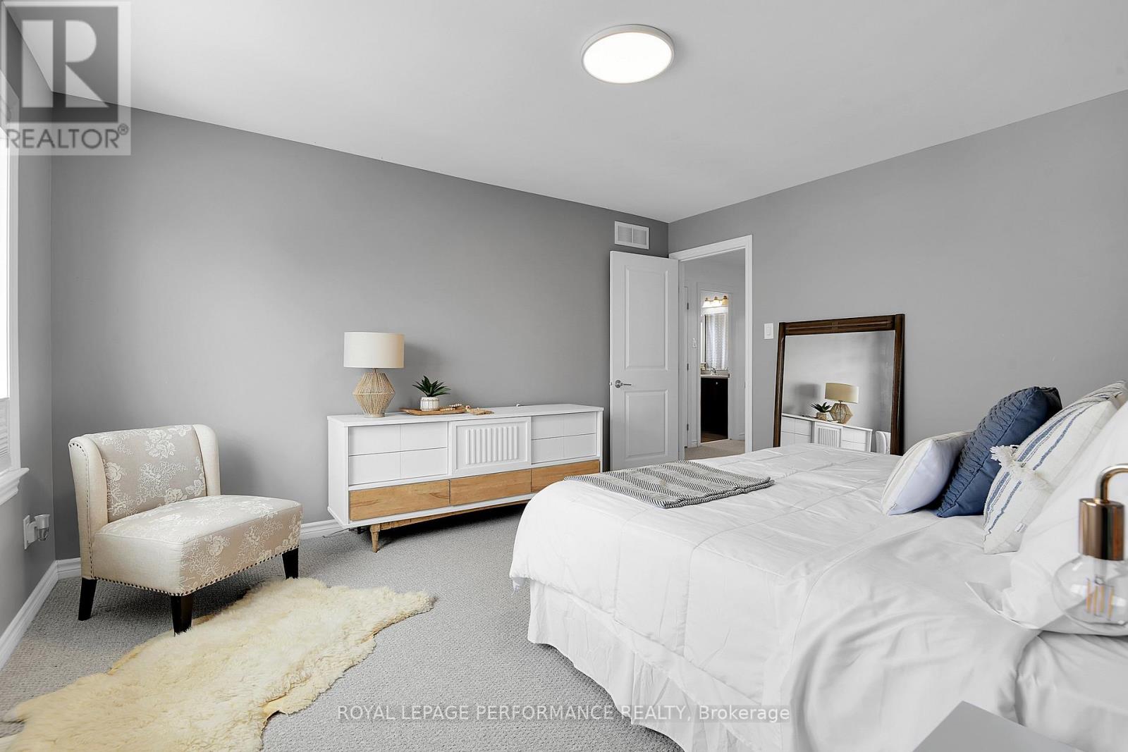179 Gracewood Crescent, Ottawa, Ontario  K1T 0J3 - Photo 31 - X12346296