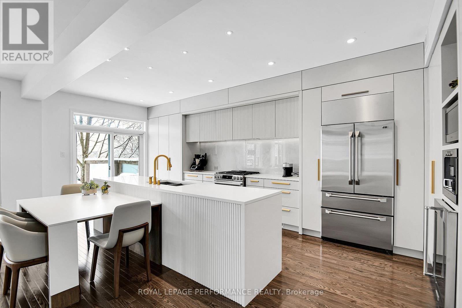 179 Gracewood Crescent, Ottawa, Ontario  K1T 0J3 - Photo 8 - X12346296