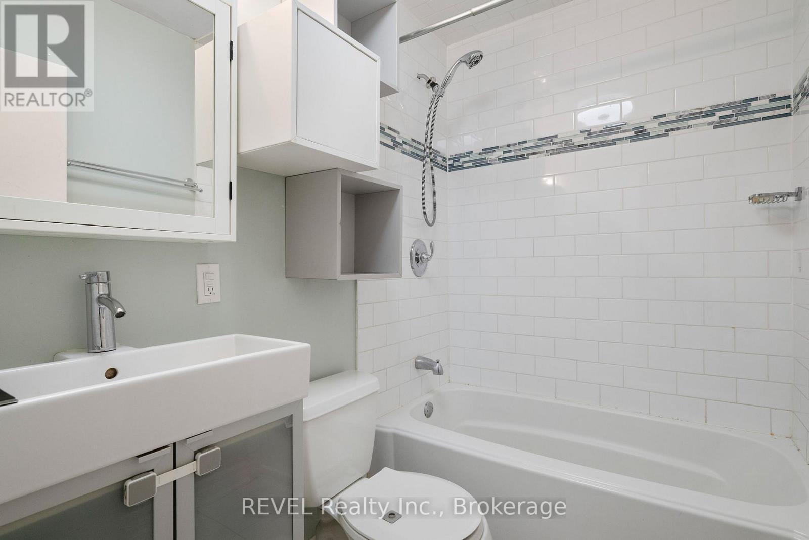 229 Morton Street, Thorold (Allanburg/thorold South), Ontario  L2V 1C8 - Photo 17 - X12346250