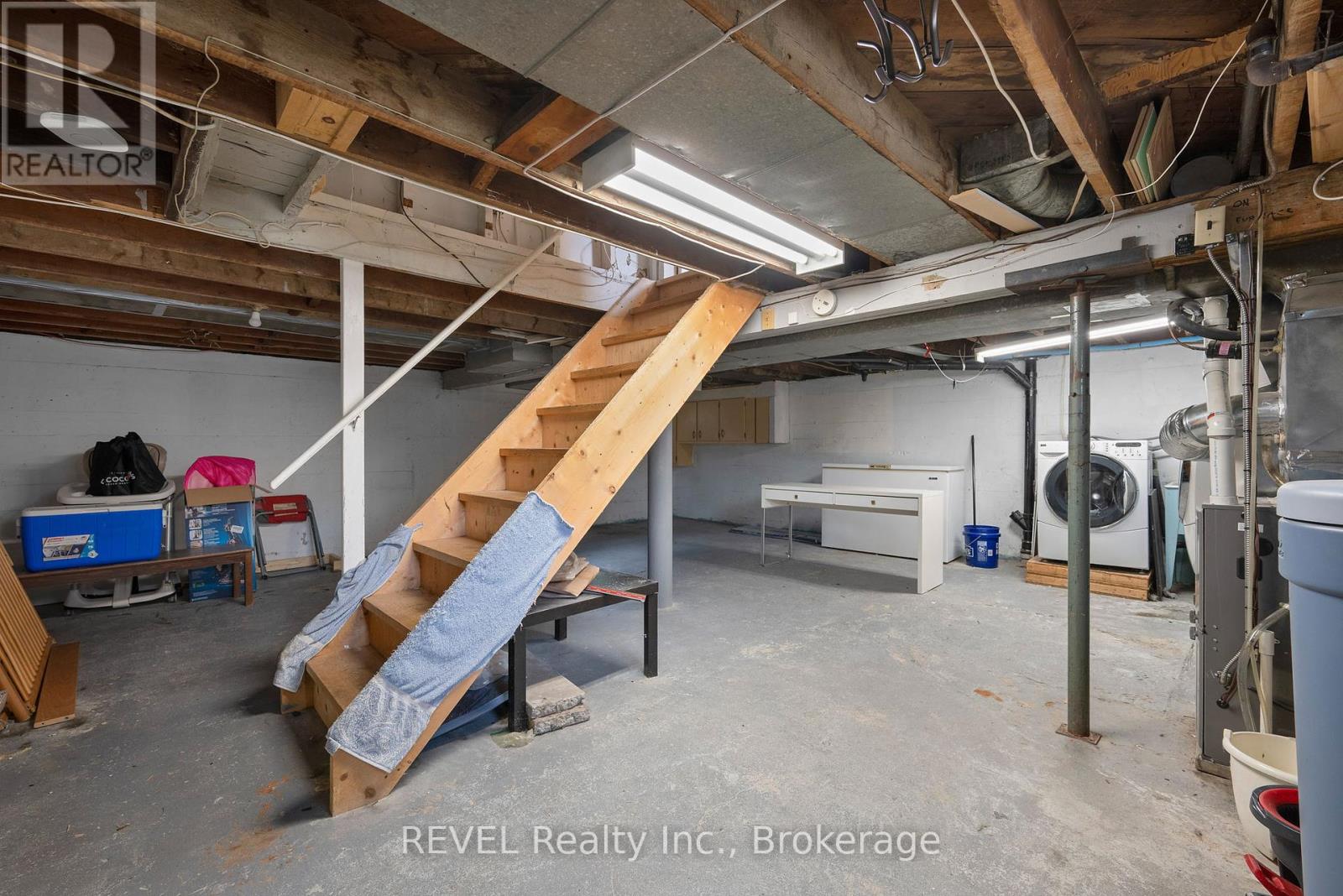 229 Morton Street, Thorold (Allanburg/thorold South), Ontario  L2V 1C8 - Photo 39 - X12346250