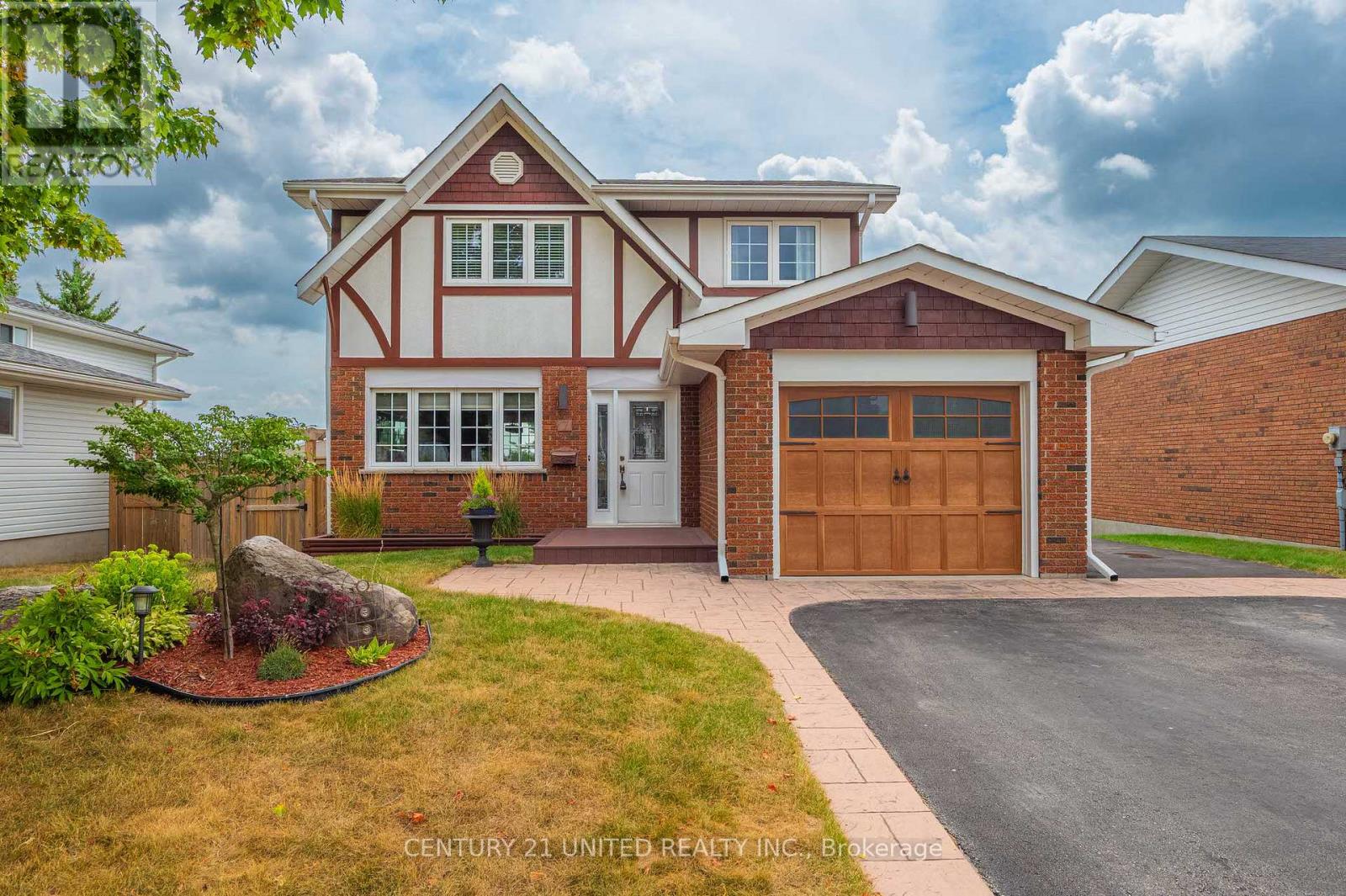 7 Bayleaf Court, Peterborough West, Ontario  K9K 1A2 - Photo 1 - X12346231