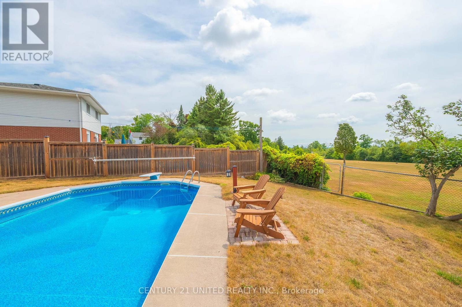 7 Bayleaf Court, Peterborough West, Ontario  K9K 1A2 - Photo 37 - X12346231