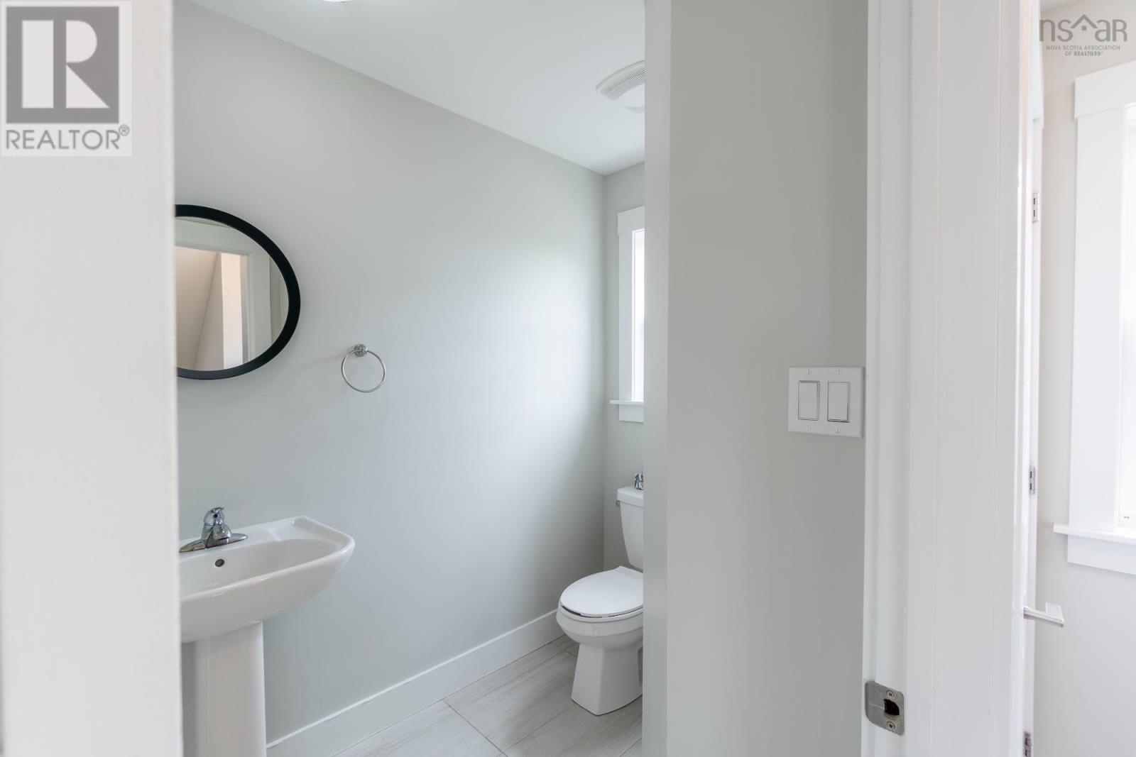 Property at 46 Titanium Crescent image 3
