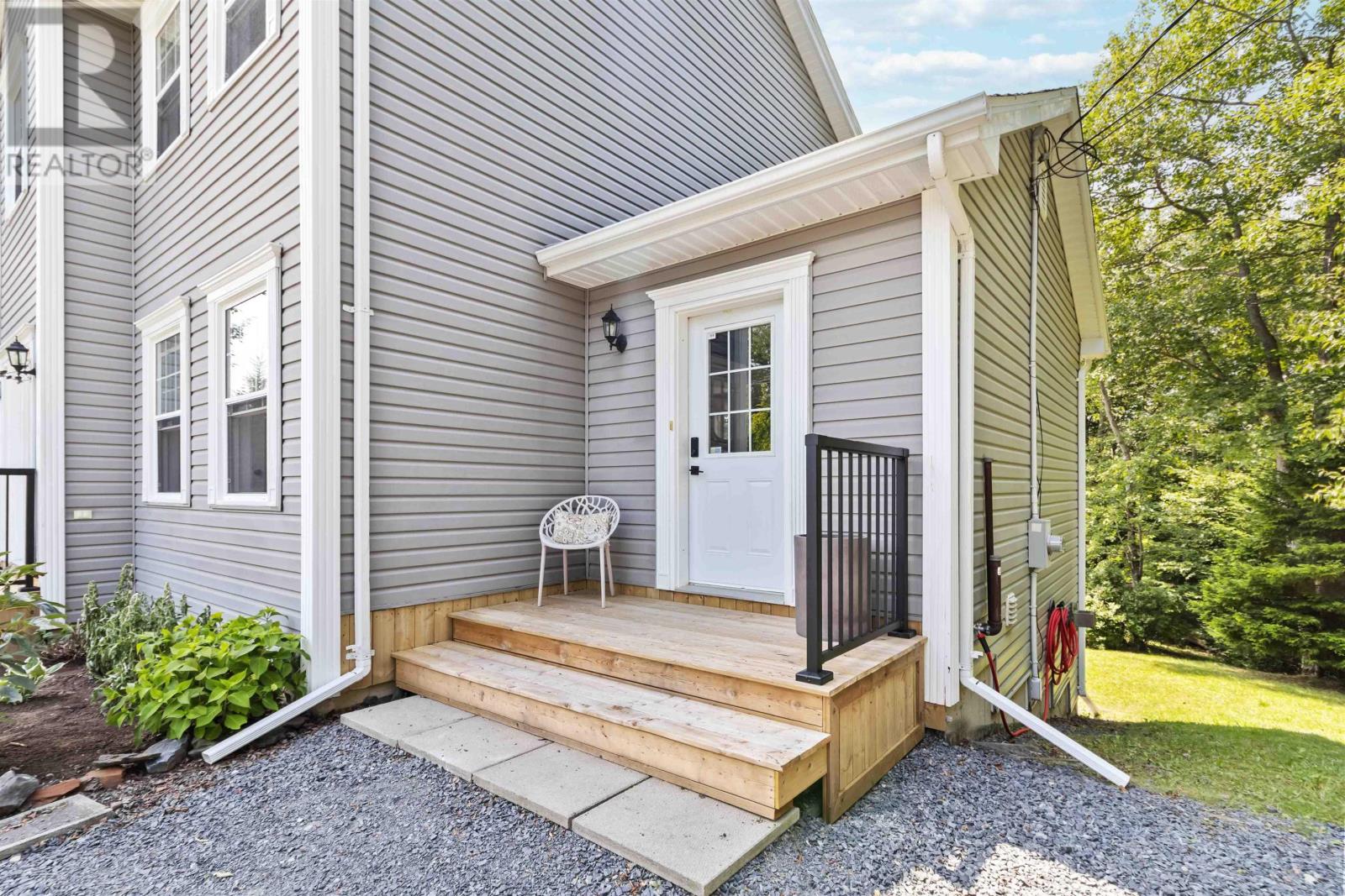 18 Gleneagles Drive, Hammonds Plains, Nova Scotia  B4B 1V8 - Photo 4 - 202517037