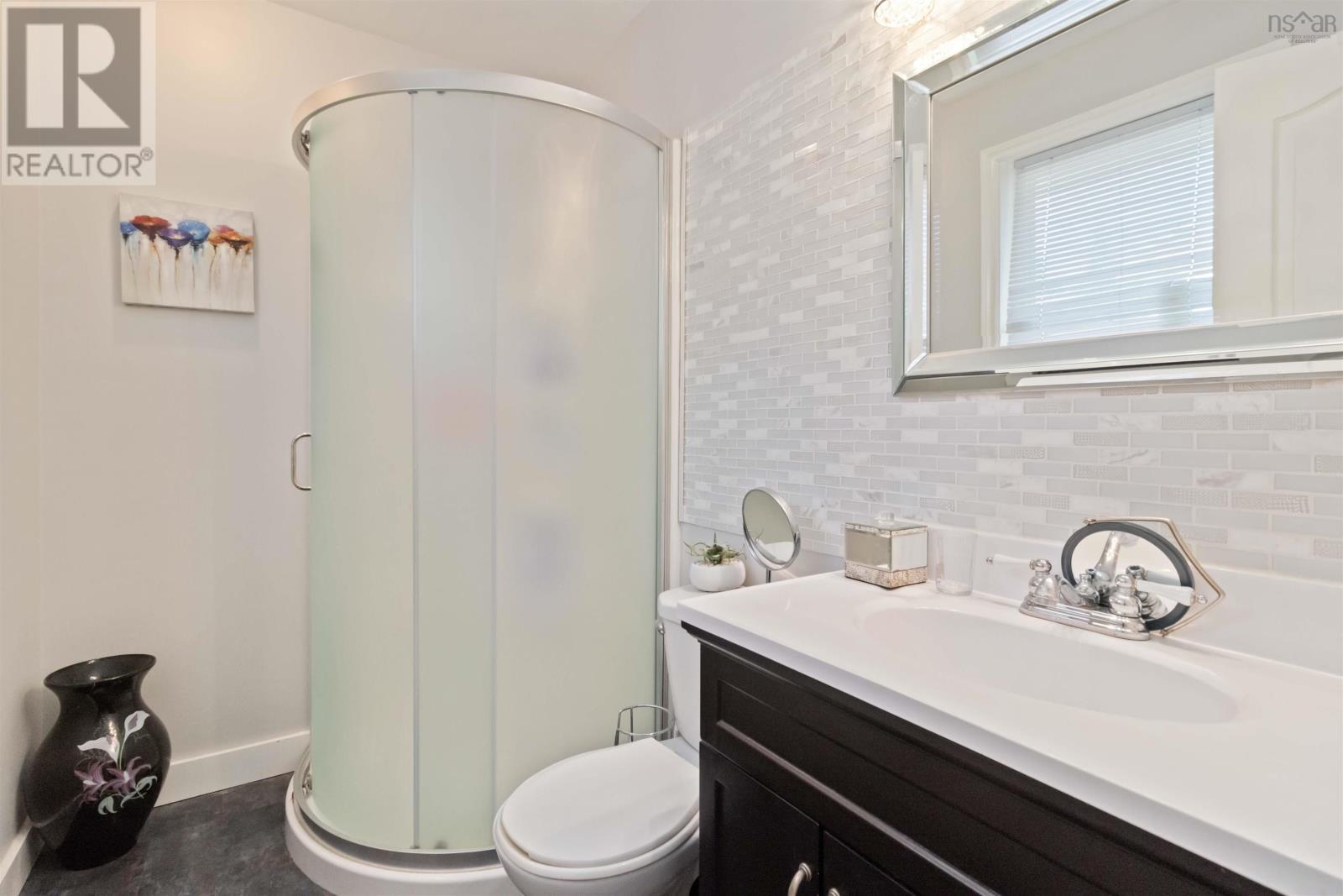 1 Gammon Crescent, Dartmouth, Nova Scotia  B2W 5N9 - Photo 32 - 202520686