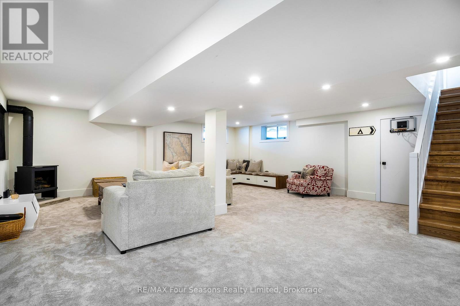 141 Aspen Way, Blue Mountains, Ontario  L9Y 0S7 - Photo 25 - X12346288