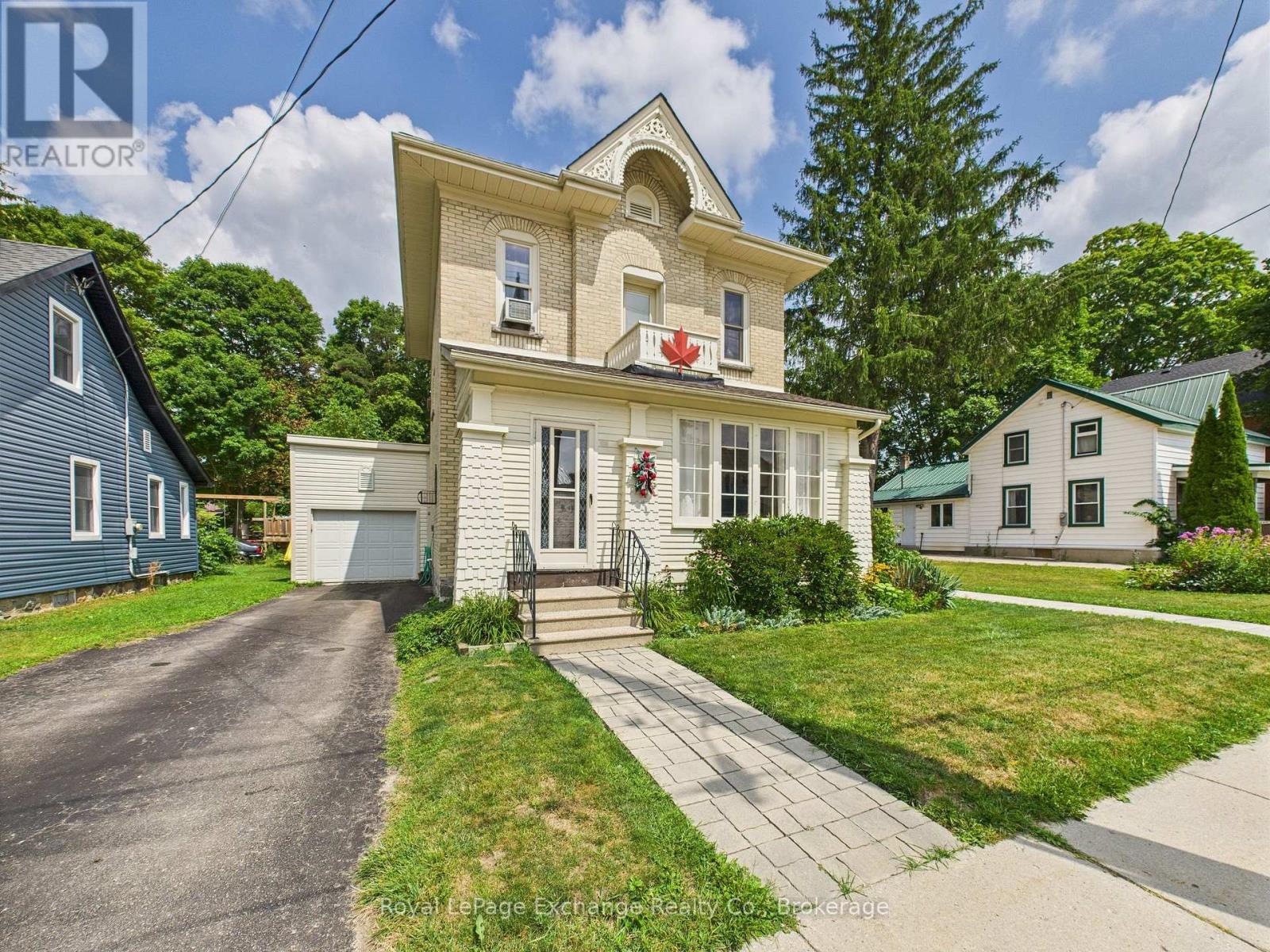 93 John Street E, North Huron, Ontario  N0G 2W0 - Photo 1 - X12346321