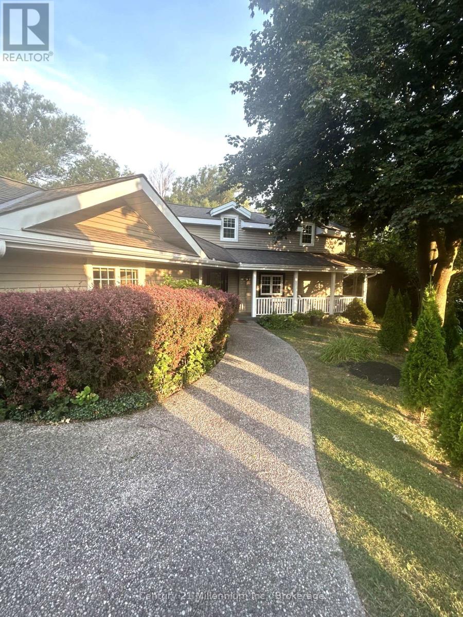 640 Mountain Road, Collingwood, Ontario  L9Y 5G3 - Photo 3 - S12338940