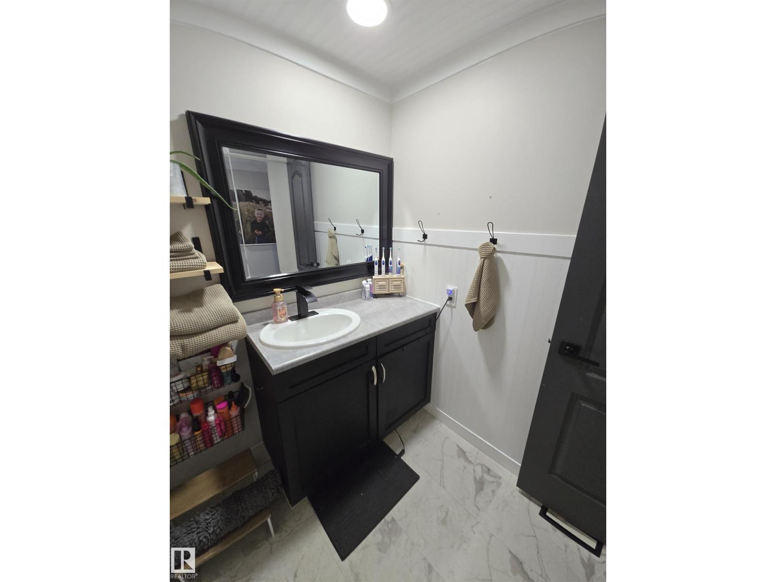 45 Riverside Trailer Court, Whitecourt, Alberta  T7S 1G6 - Photo 28 - E4434461