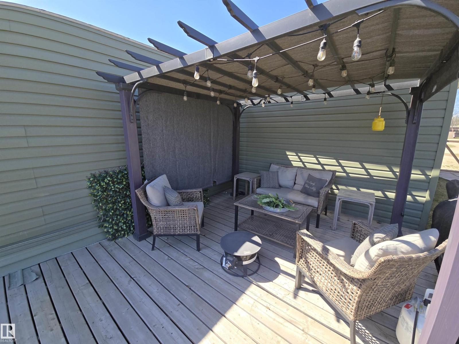 45 Riverside Trailer Court, Whitecourt, Alberta  T7S 1G6 - Photo 34 - E4434461