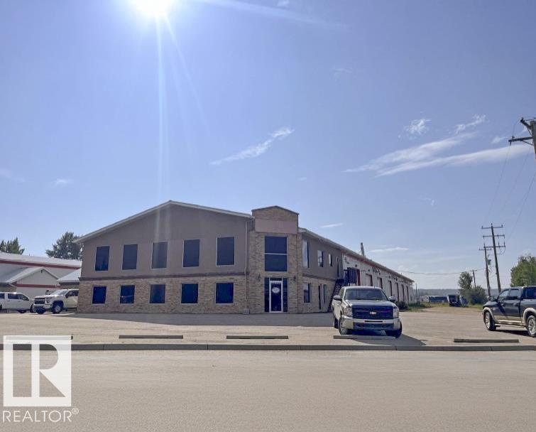 5012 Caxton St W, Whitecourt, Alberta  T7S 1X7 - Photo 3 - E4443274