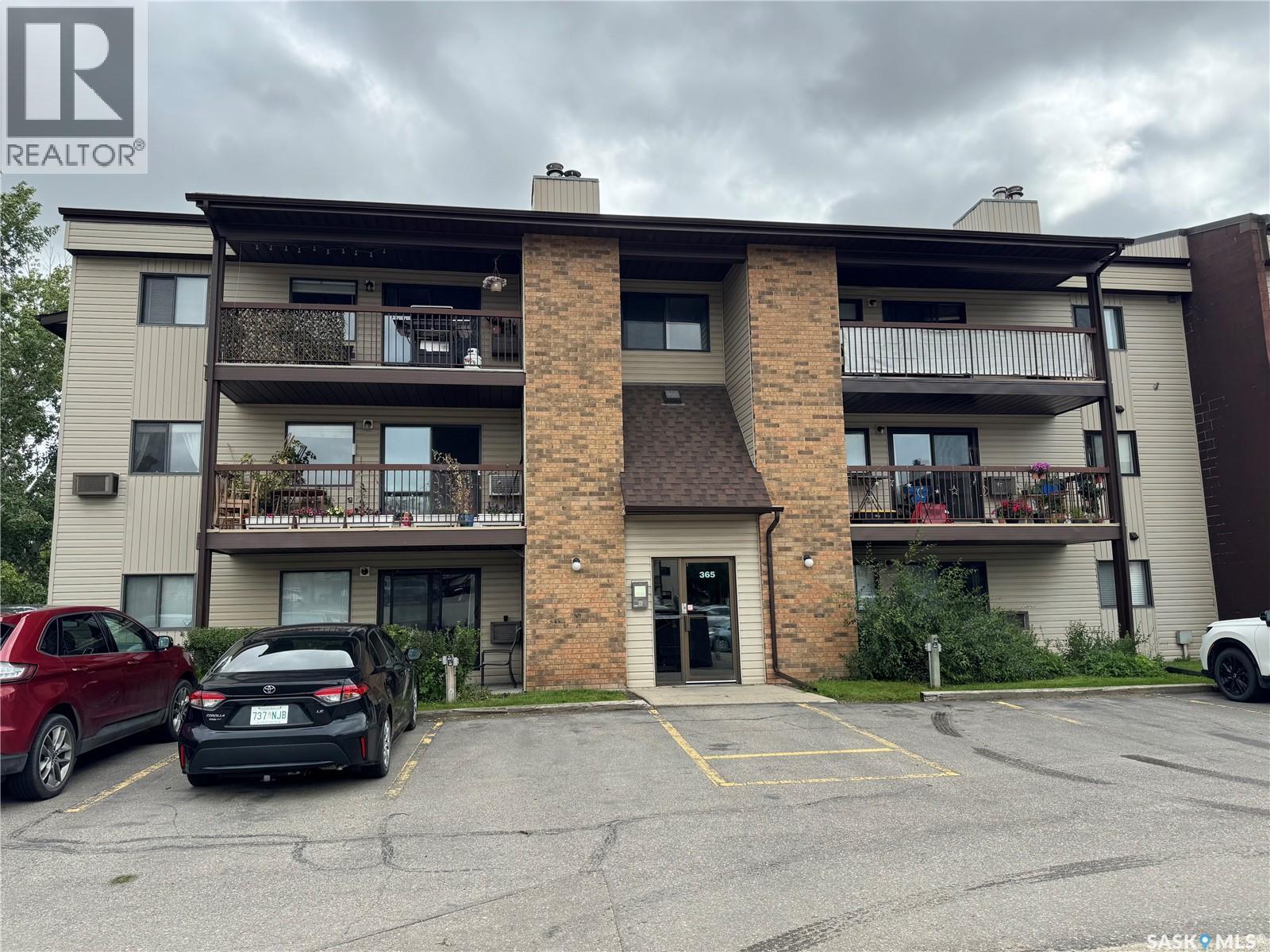 Property at 204 365 Kingsmere BOULEVARD image 1