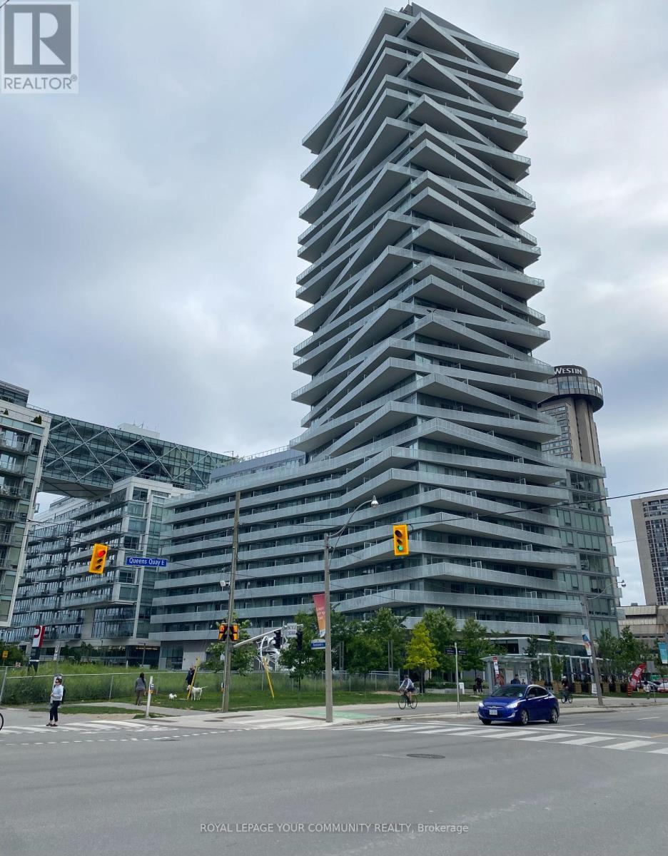1808 - 15 Queens Quay Street E, Toronto (Waterfront Communities), Ontario  M5E 0C5 - Photo 1 - C12346247