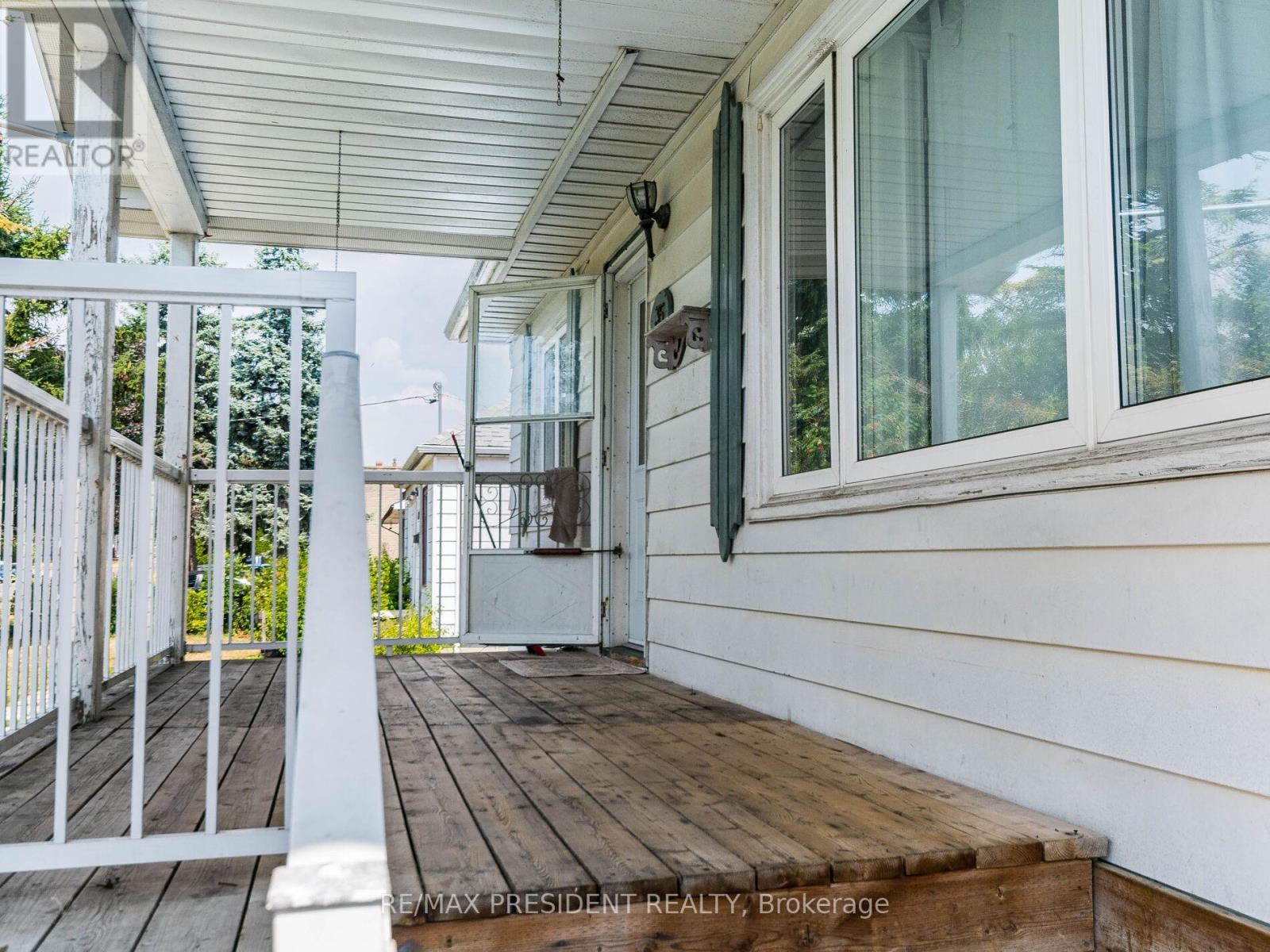135 Kitchener Road, Toronto (West Hill), Ontario  M1E 2Y2 - Photo 9 - E12346232
