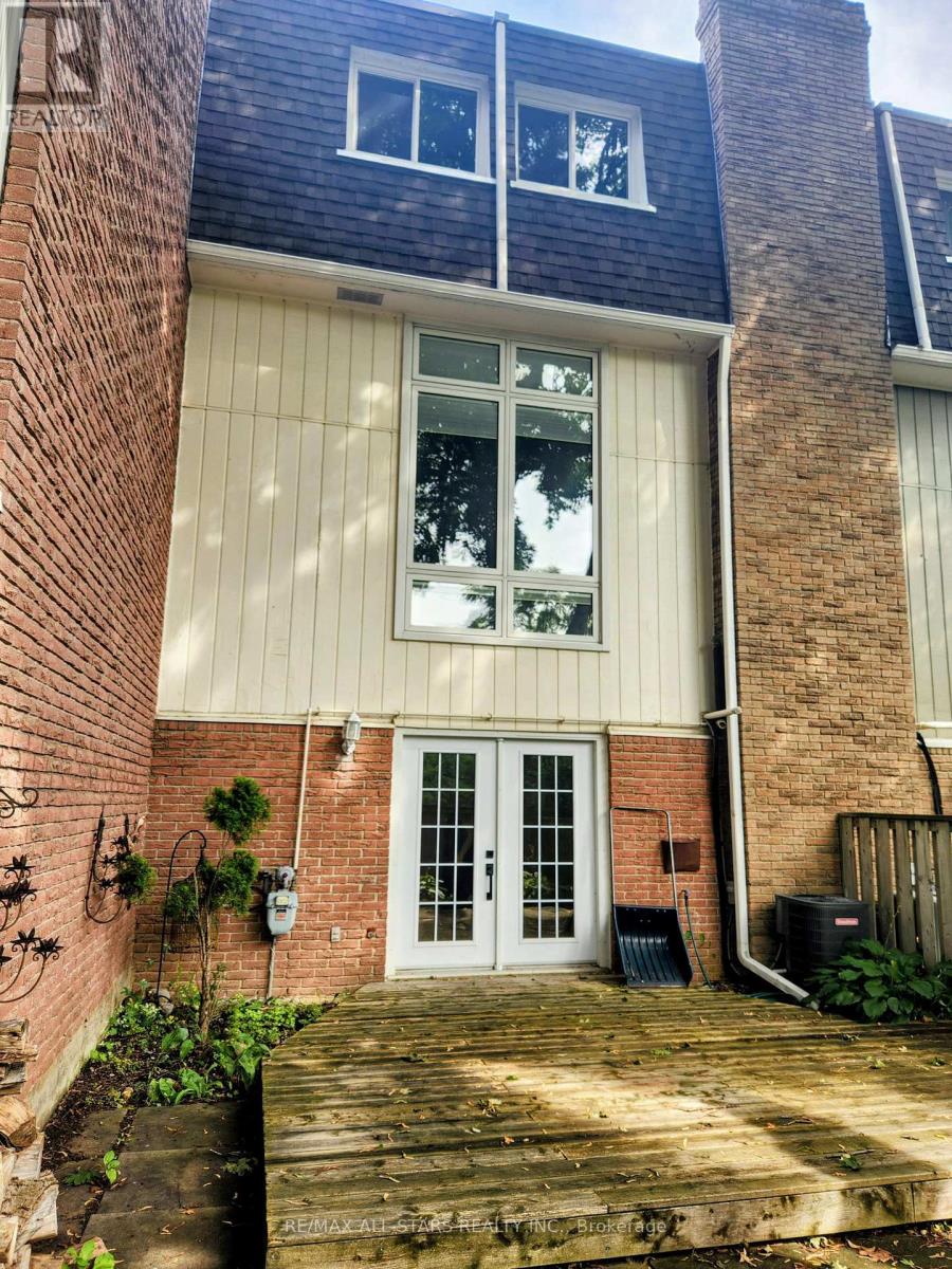 6 Hepworth Way, Markham, Ontario  L3P 3S9 - Photo 27 - N12346220