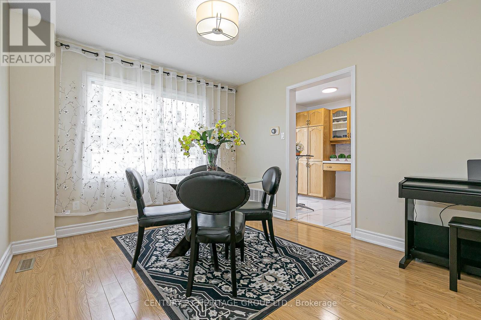 47 - 698 Caradonna Crescent, Newmarket, Ontario  L3X 1W6 - Photo 9 - N12346277