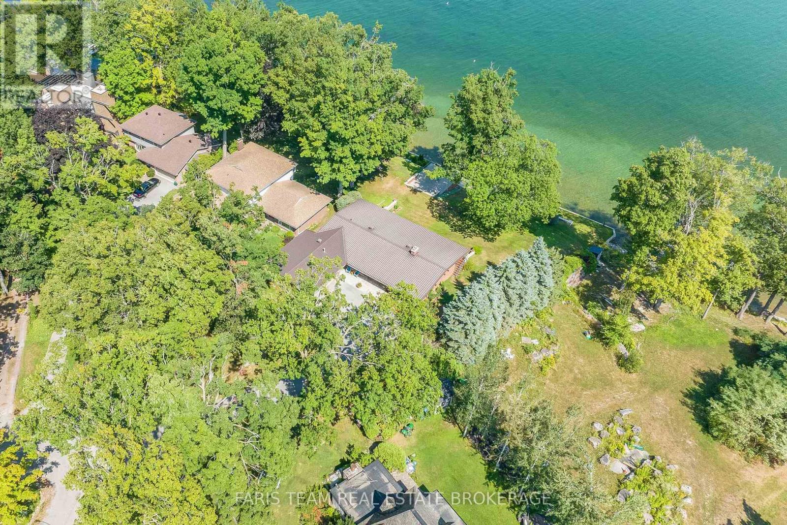 1 Southwood Circle, Orillia, Ontario  L3V 2H8 - Photo 3 - S12346272