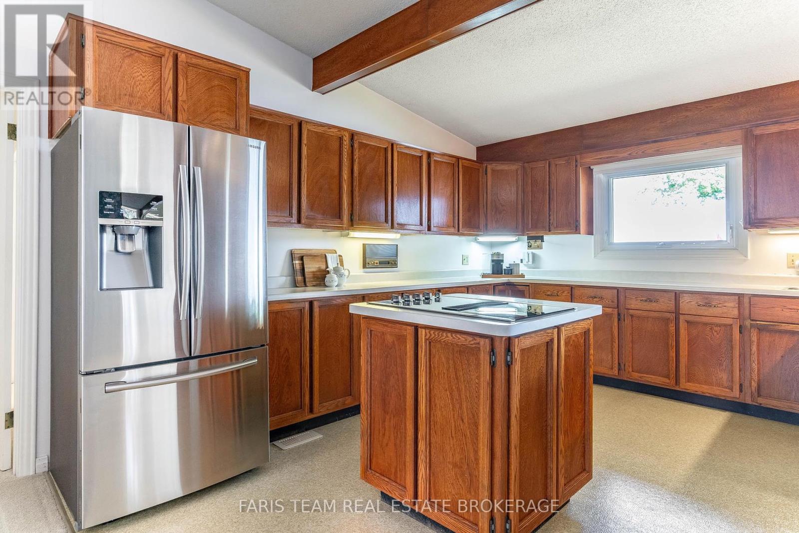 1 Southwood Circle, Orillia, Ontario  L3V 2H8 - Photo 8 - S12346272