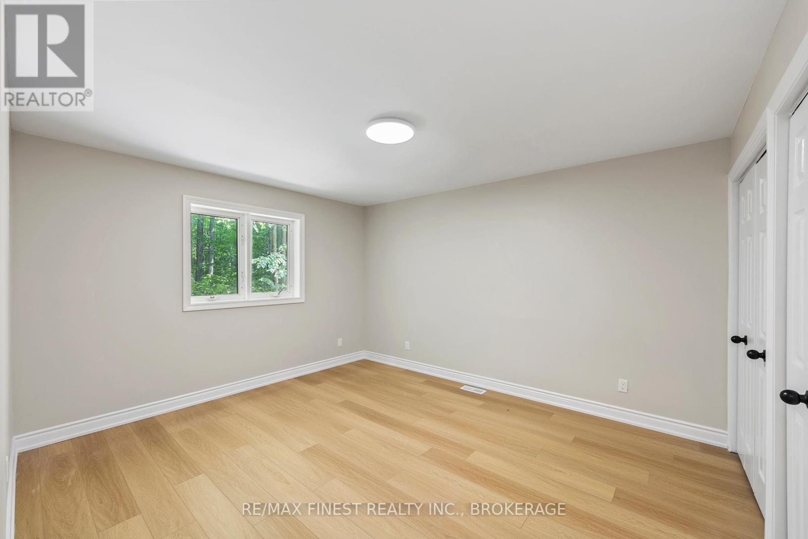 918 Fry Road, Prince Edward County, Ontario  K0K 2T0 - Photo 16 - X12346398