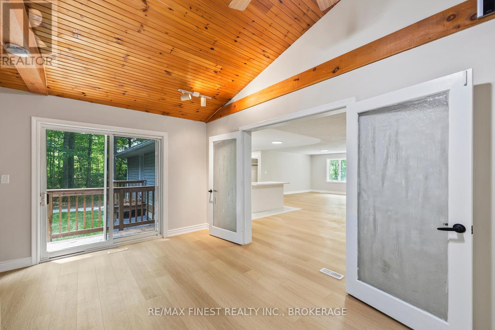 918 Fry Road, Prince Edward County, Ontario  K0K 2T0 - Photo 30 - X12346398