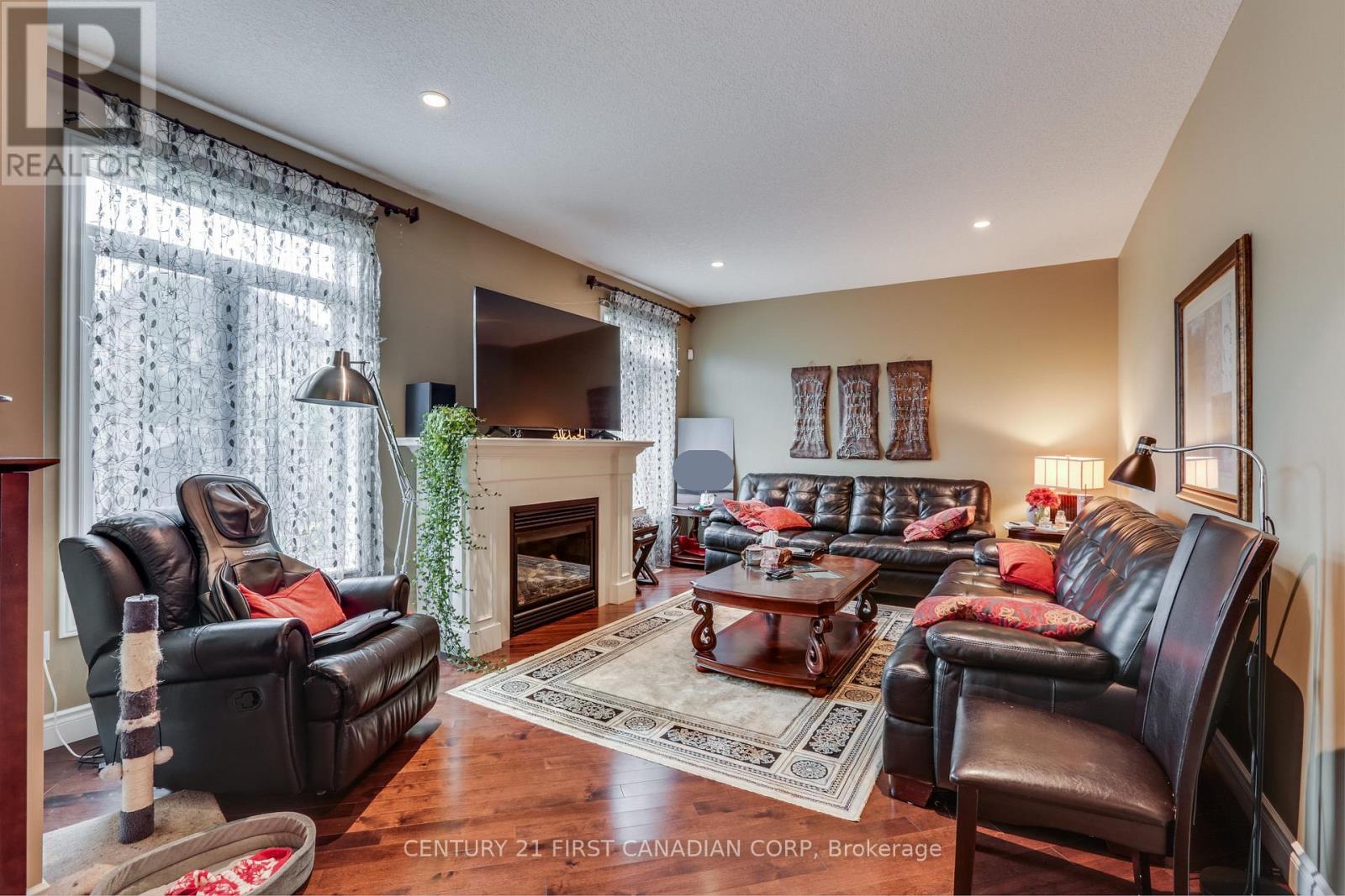 3194 Morgan Avenue, London South, Ontario  N6L 0B8 - Photo 12 - X12346352