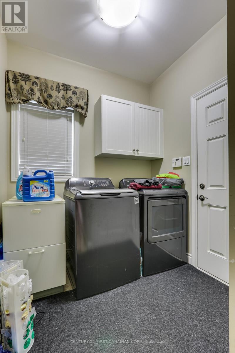 3194 Morgan Avenue, London South, Ontario  N6L 0B8 - Photo 21 - X12346352