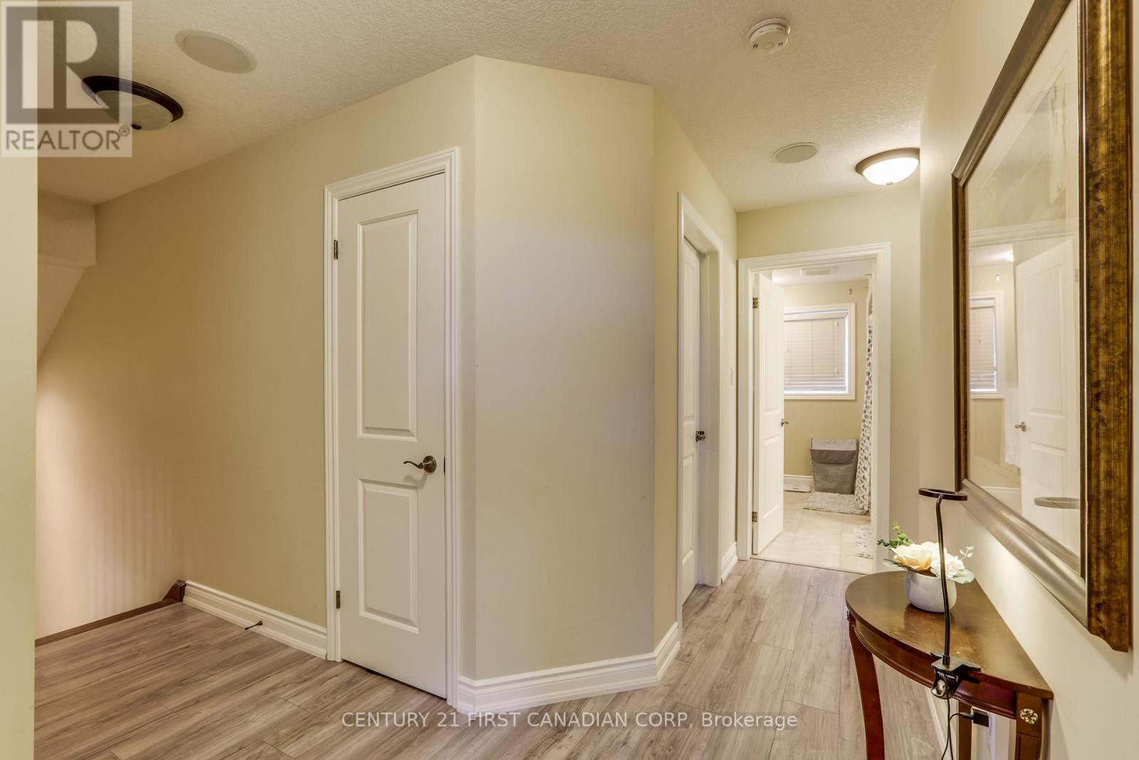 3194 Morgan Avenue, London South, Ontario  N6L 0B8 - Photo 23 - X12346352