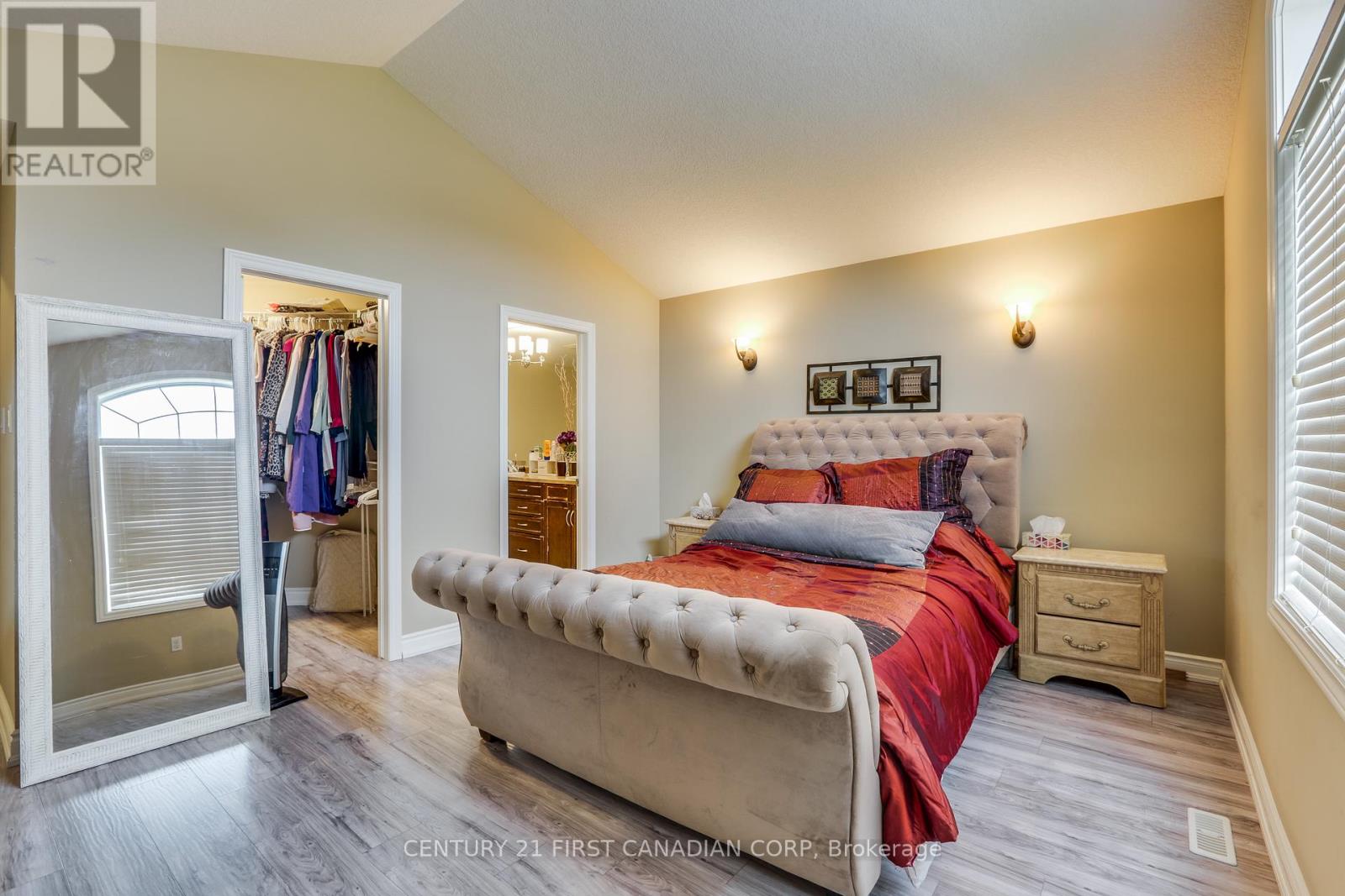 3194 Morgan Avenue, London South, Ontario  N6L 0B8 - Photo 25 - X12346352