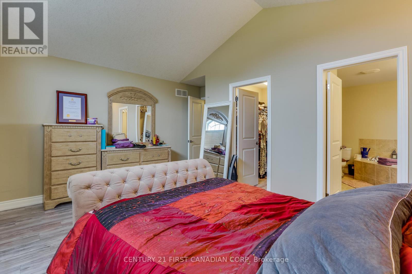 3194 Morgan Avenue, London South, Ontario  N6L 0B8 - Photo 26 - X12346352