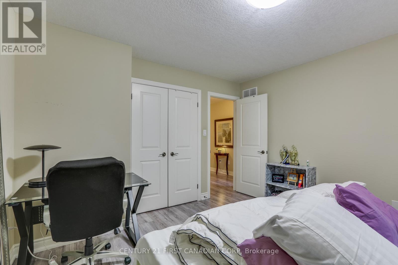 3194 Morgan Avenue, London South, Ontario  N6L 0B8 - Photo 31 - X12346352