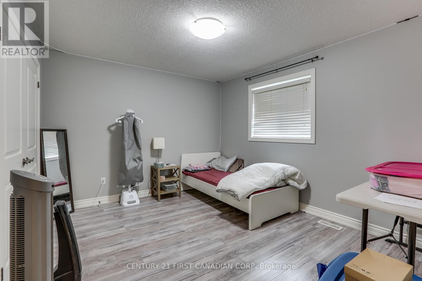 3194 Morgan Avenue, London South, Ontario  N6L 0B8 - Photo 32 - X12346352