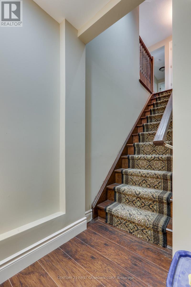 3194 Morgan Avenue, London South, Ontario  N6L 0B8 - Photo 39 - X12346352