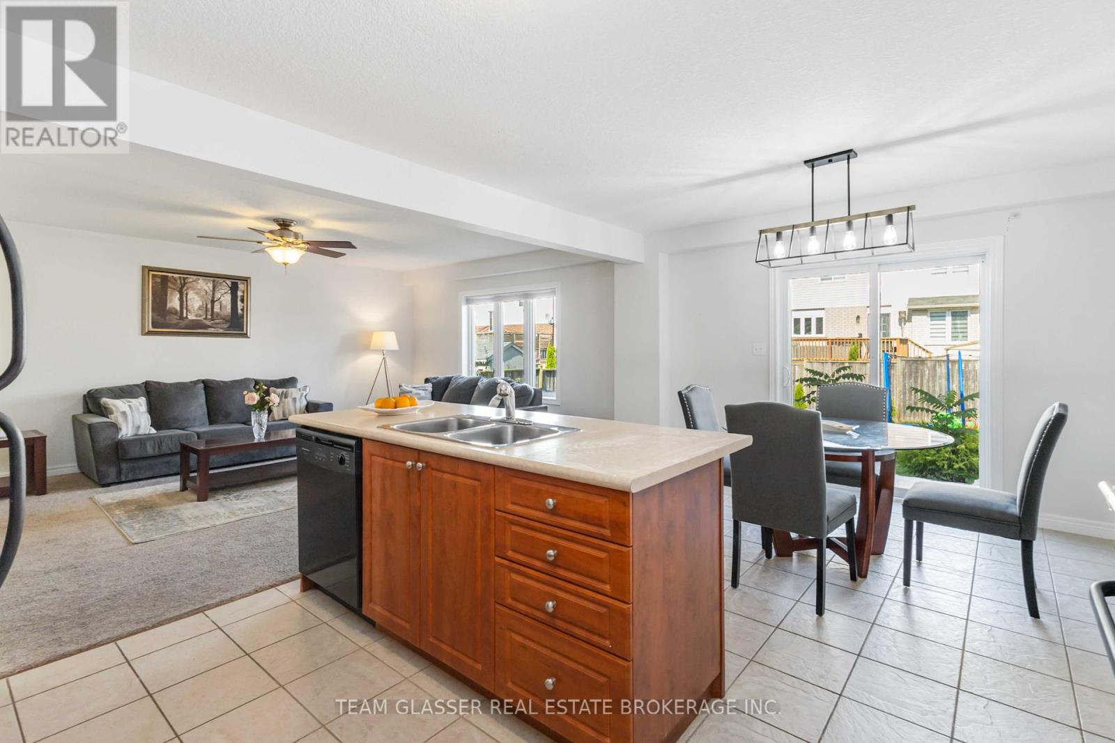 2150 Wickerson Road, London South, Ontario  N6K 5C4 - Photo 18 - X12346380
