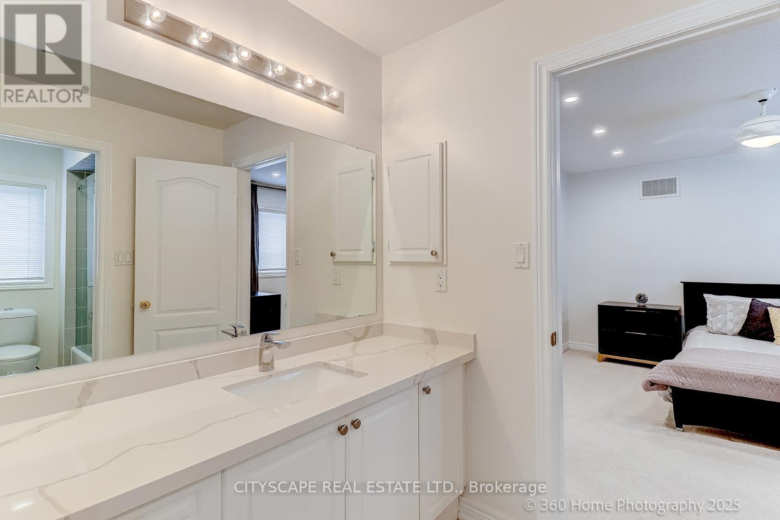 4 Hellyer Avenue, Brampton, Ontario  L6Y 0M3 - Photo 25 - W12346251