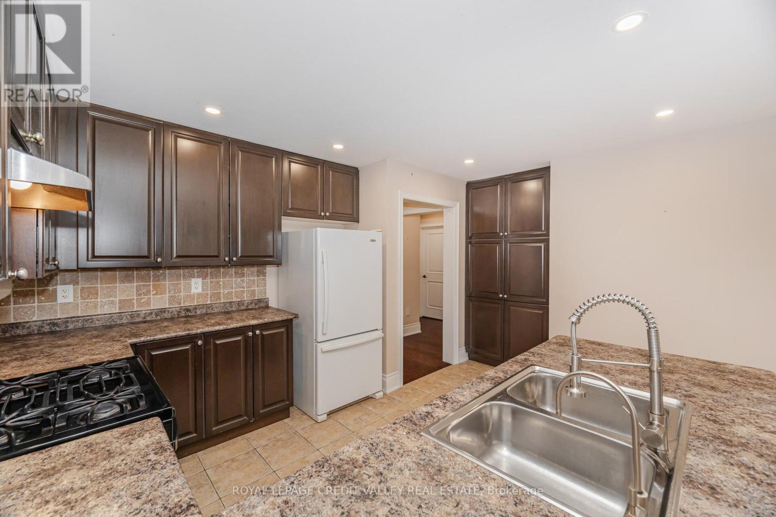 54 Station Road, Caledon, Ontario  L7E 1V1 - Photo 16 - W12346266